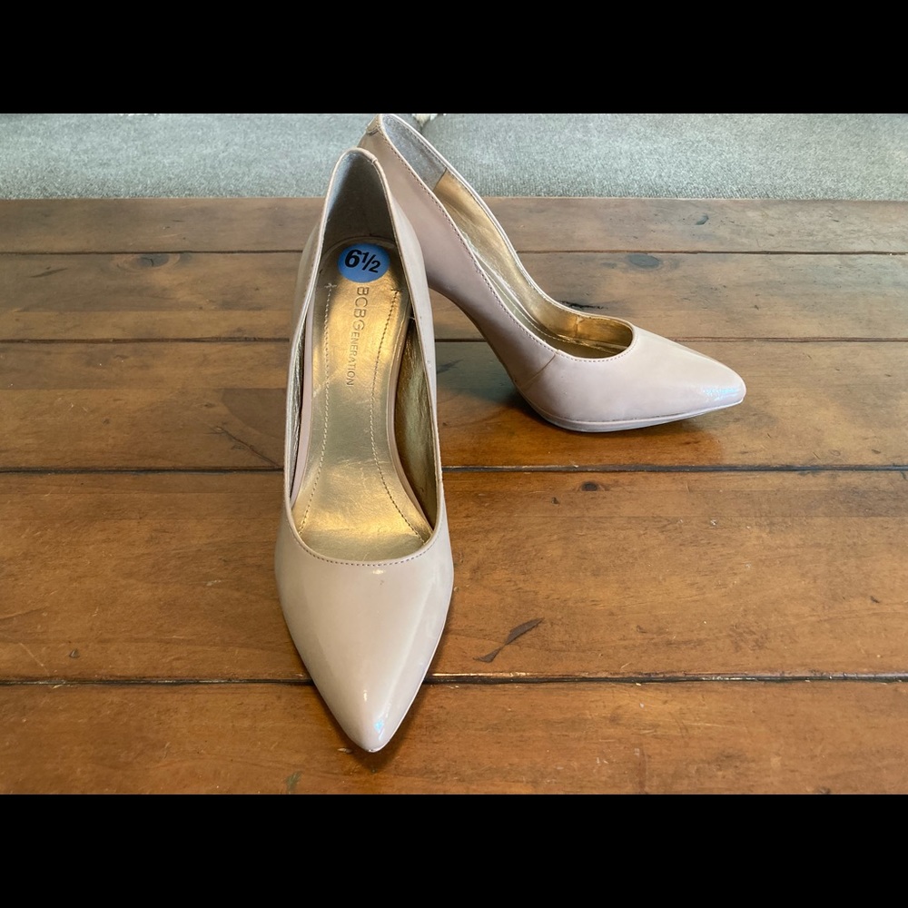 Nude BCBGeneration High Heels, Size 6.5